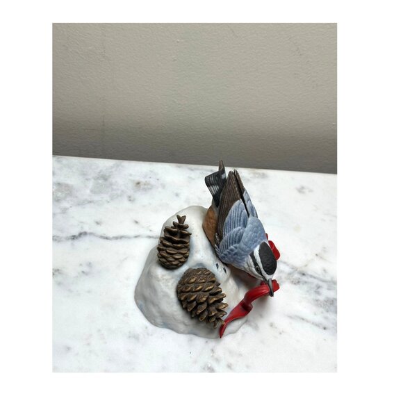 Vintage Lenox Nuthatch Christmas Garden Birds Series Figurine Holiday Collectibl - Picture 6 of 7